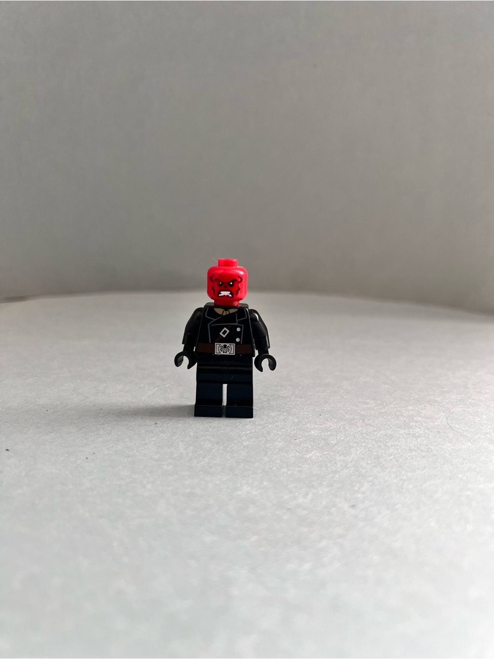 LEGO Marvel Super Heroes Red Skull Minifigure